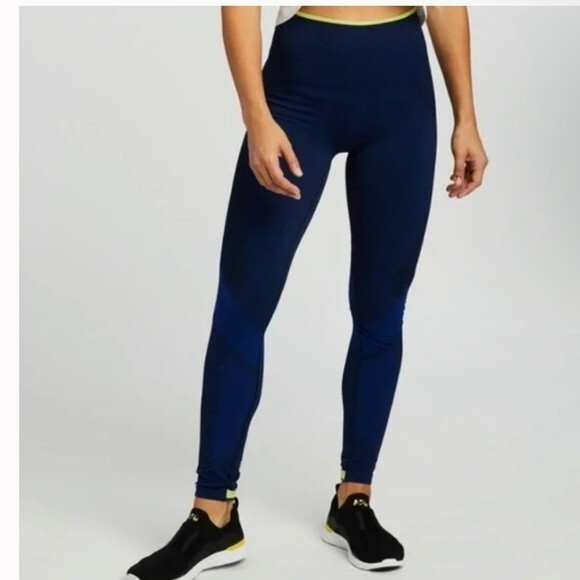 LNDR X SoulCycle Collab Motion High Waisted Leggings  size XS/S - Picture 1 of 10